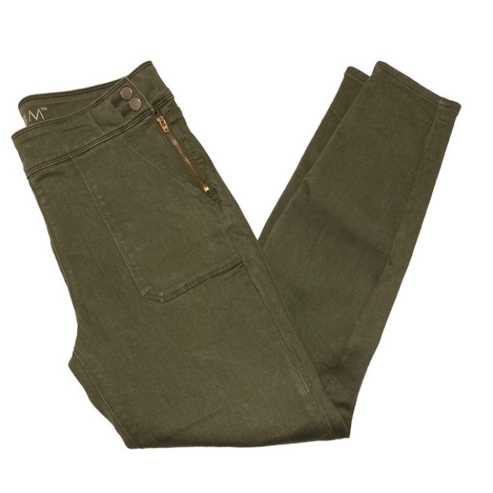 WHBM skinny, ankle length, high-waisted size 8 womens skinny